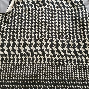 Black and Tan Houndstooth Knee-length Dress